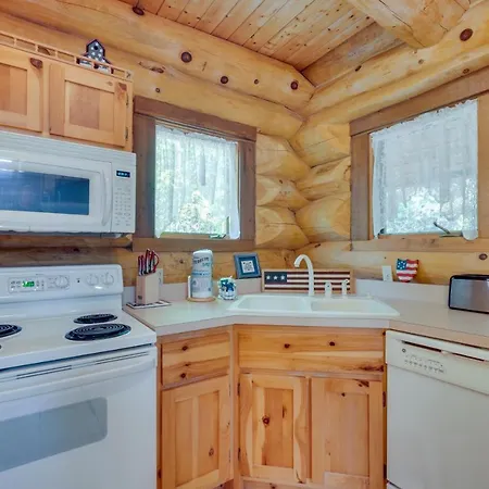 Idyllic Gatlinburg Cabin With Hot Tub And Balcony! Exterior photo